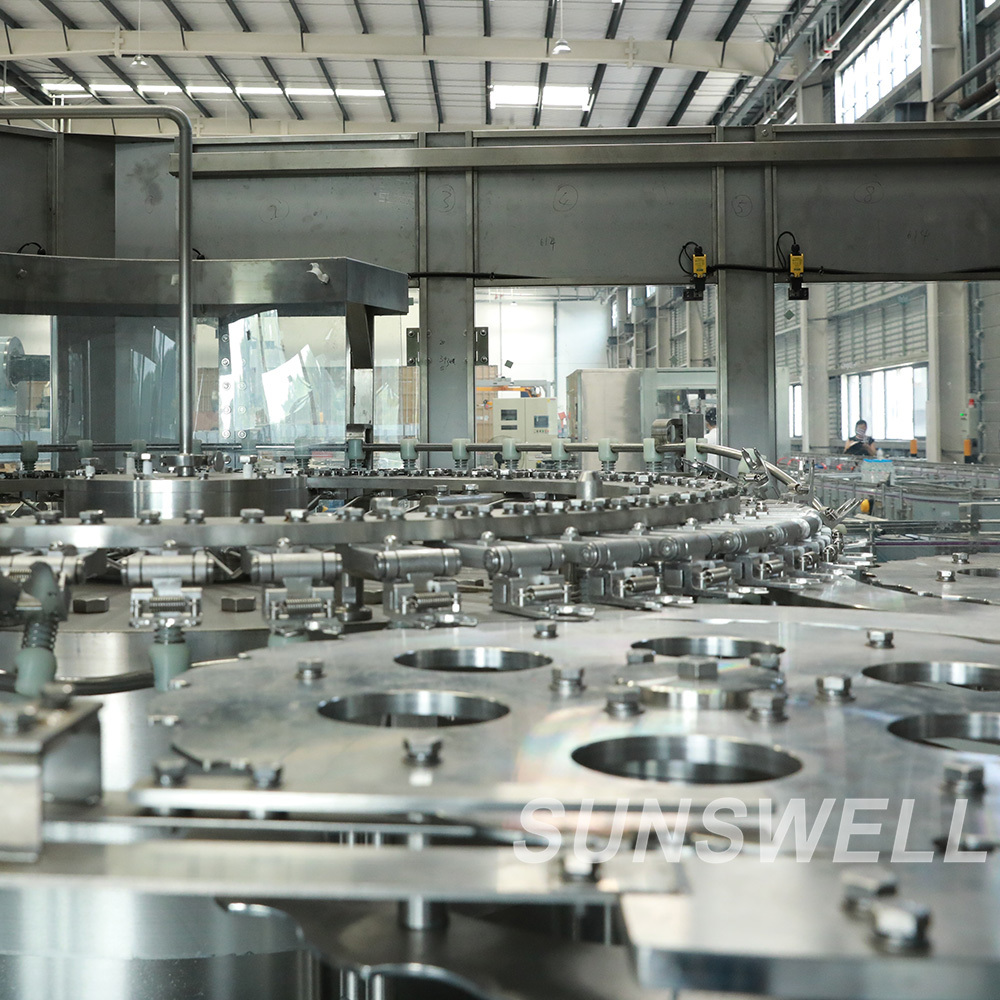 High-Speed Automatic Bottle Filling Machine for Efficient Production